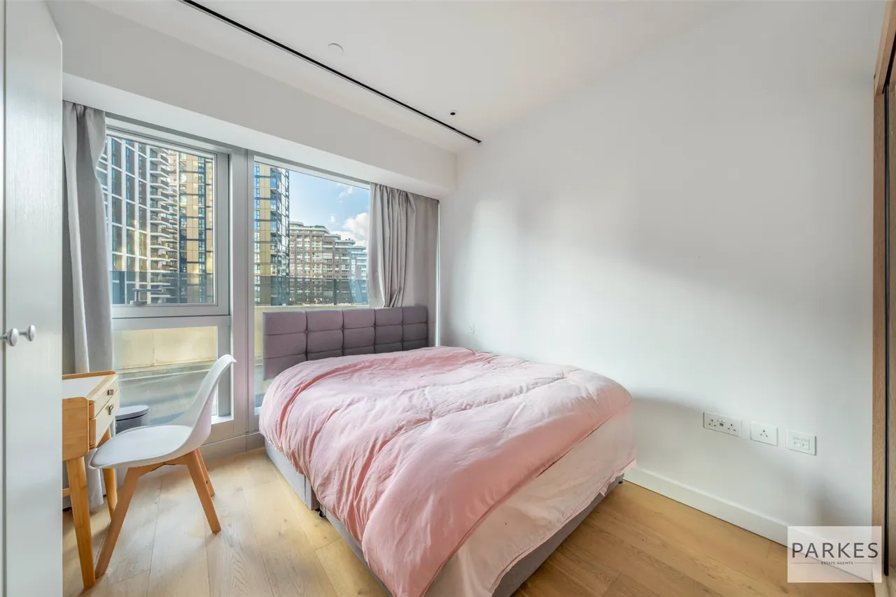 Electric Boulevard, London, SW11 8BS, photo 3