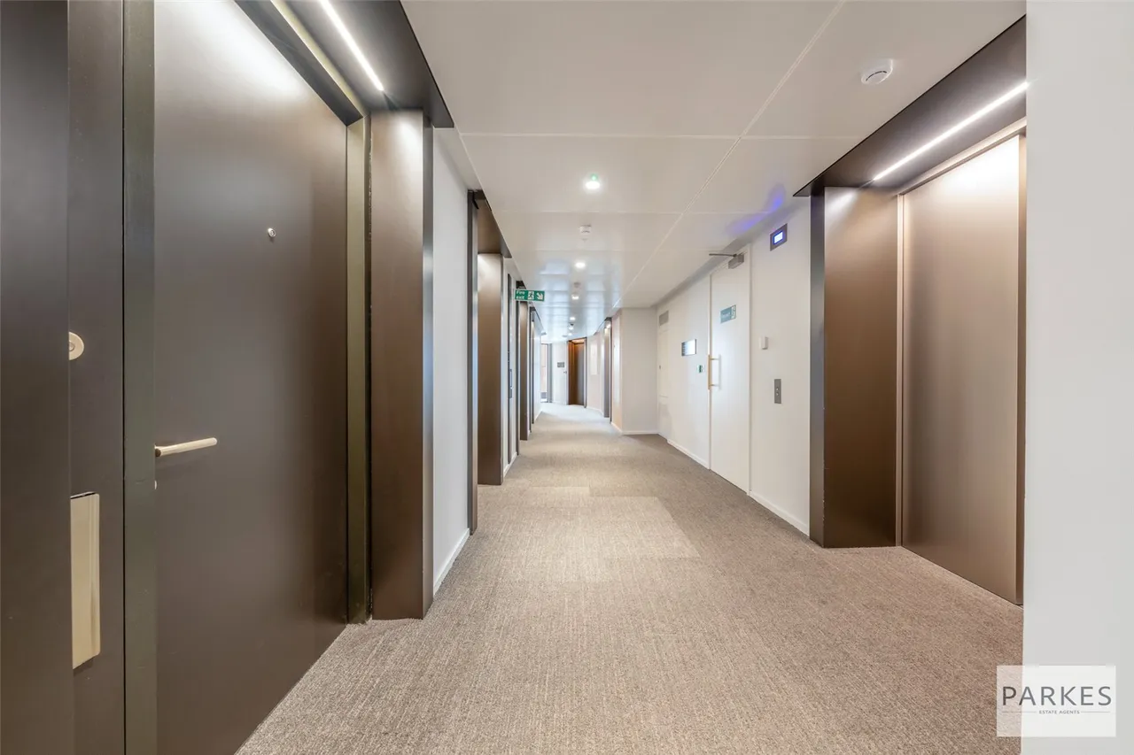 Electric Boulevard, London, SW11 8BS, photo 6
