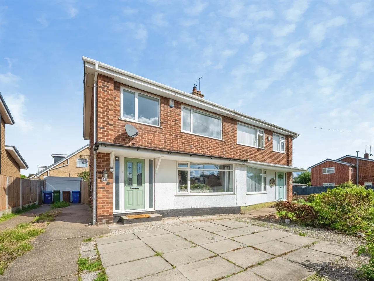 3 bed house for sale — Well Lane, Willerby, Hull