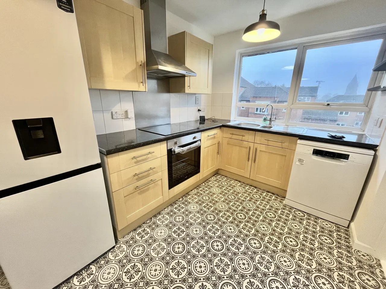 Elm Close, Nottingham, NG3, photo 7