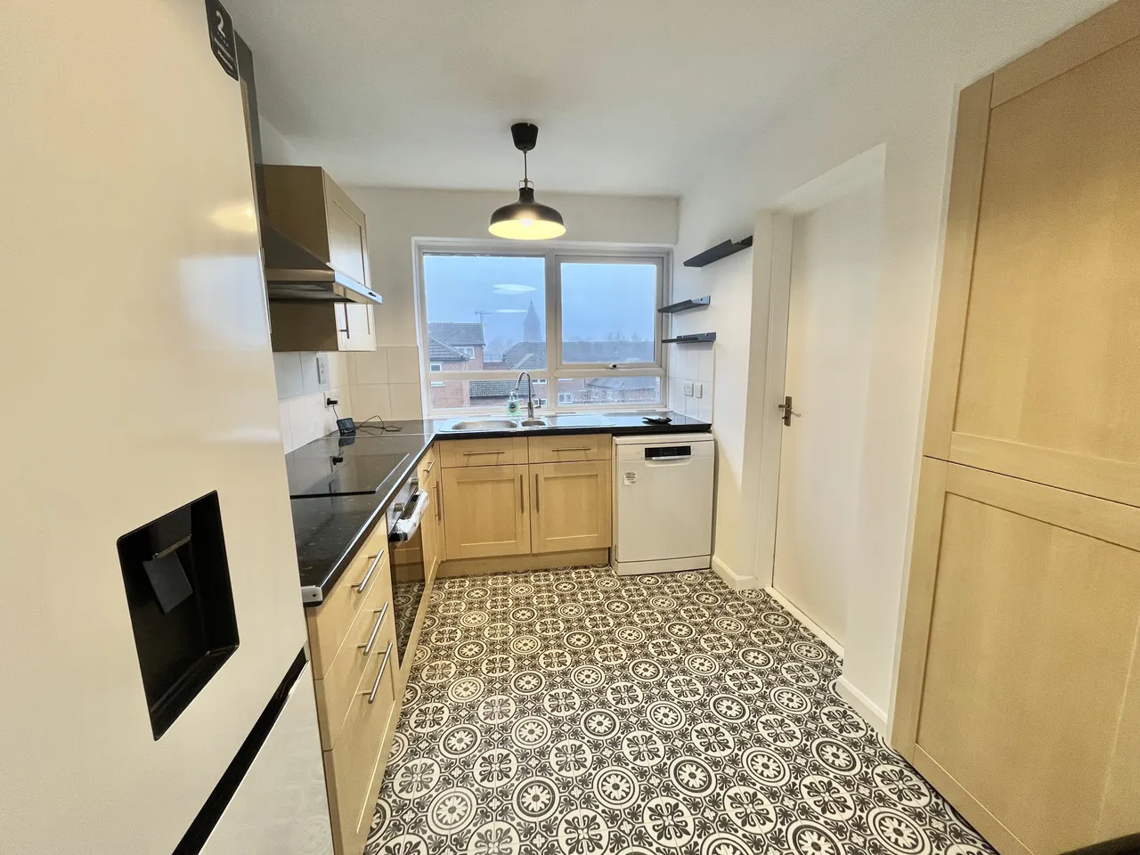 Elm Close, Nottingham, NG3, photo 6