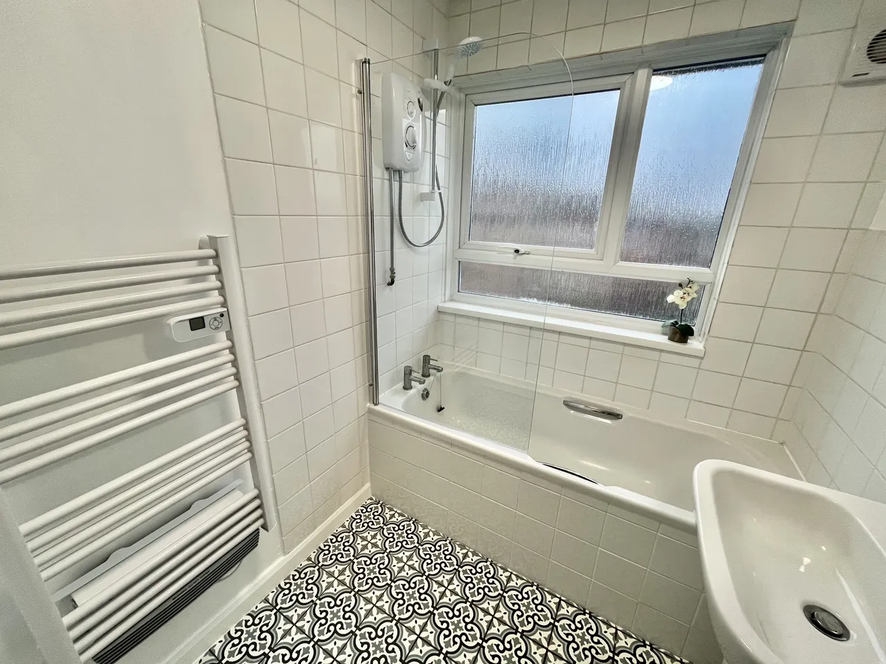 Elm Close, Nottingham, NG3, photo 11