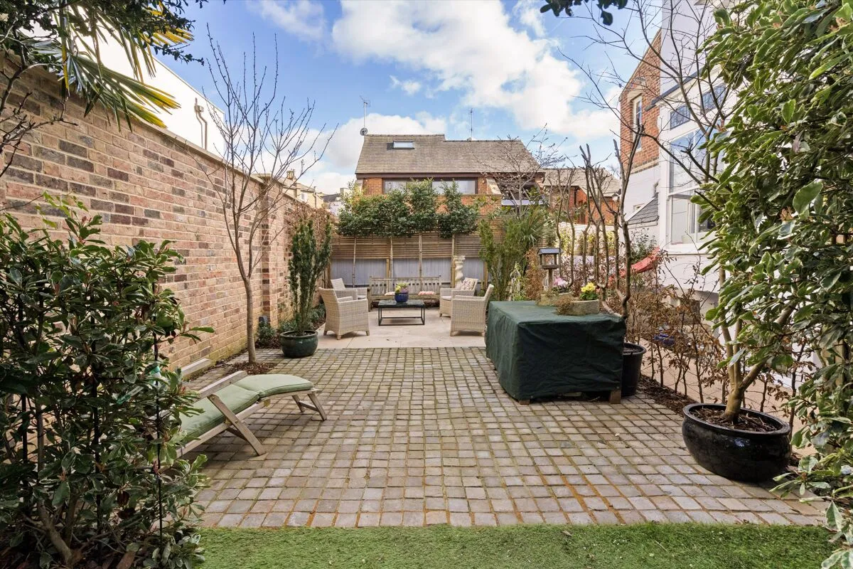 Pittville Lawn, Cheltenham, GL52, photo 32