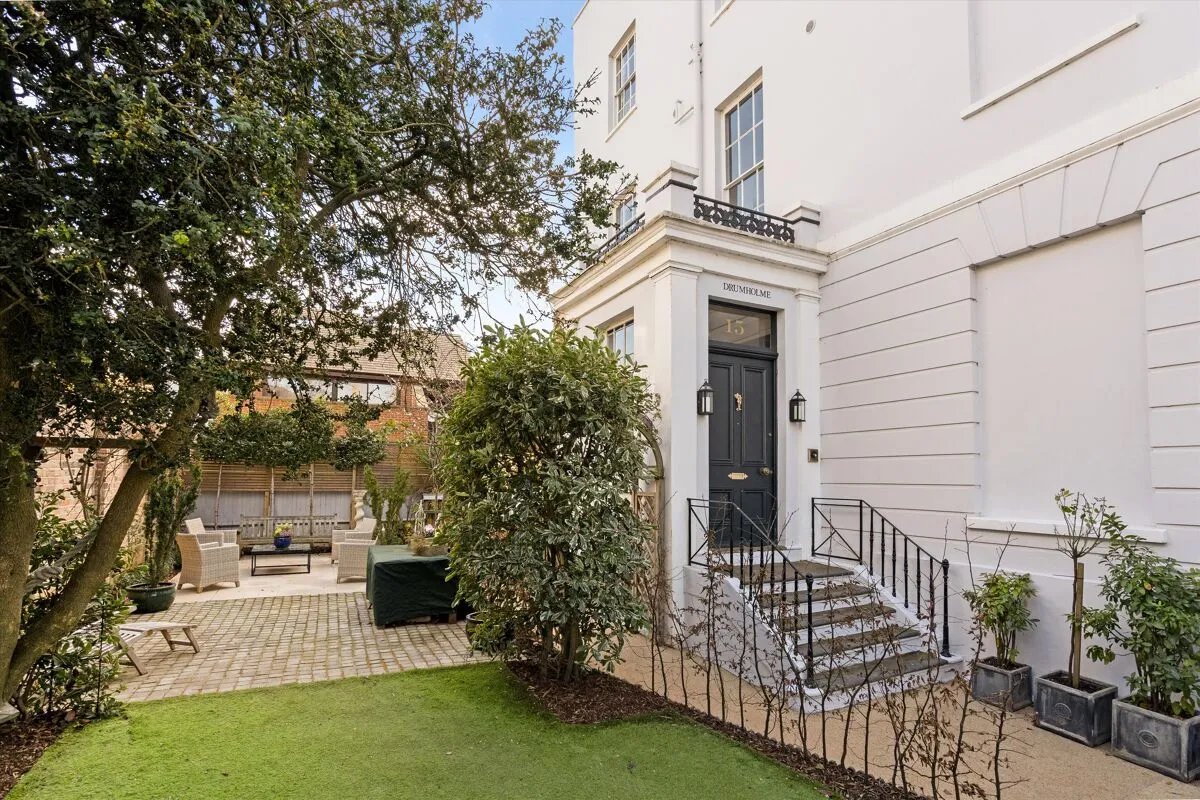 Pittville Lawn, Cheltenham, GL52, photo 30