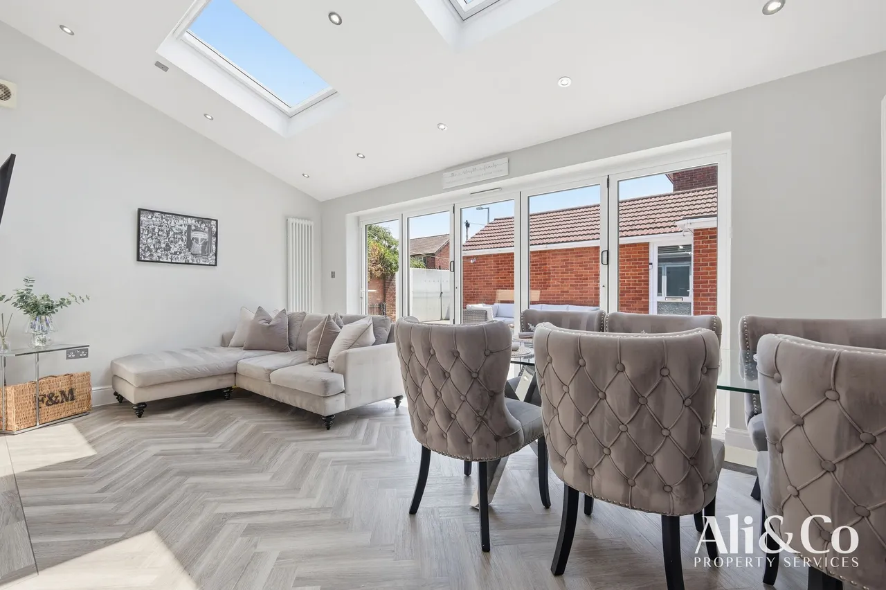 St. Francis Way, Grays, Essex, RM16 4RB, photo 7
