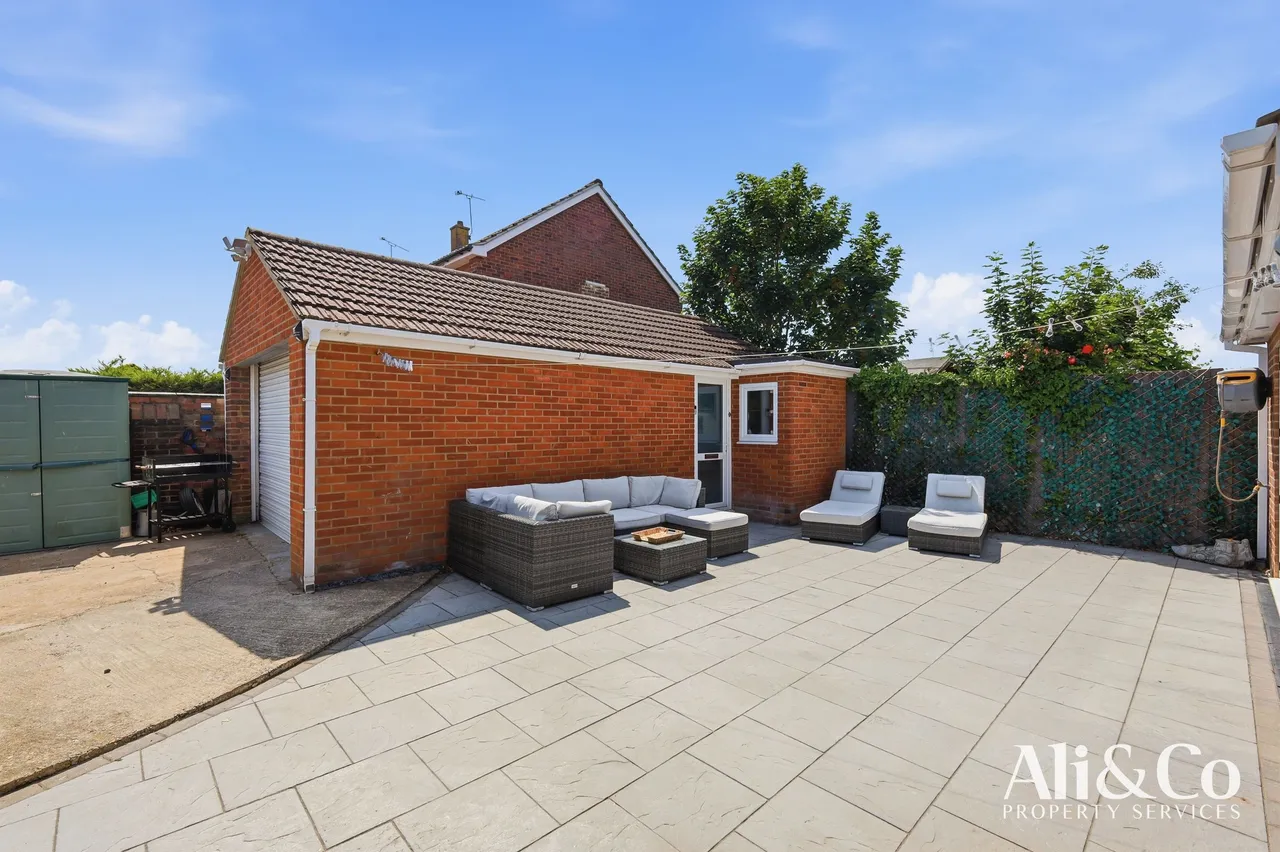 St. Francis Way, Grays, Essex, RM16 4RB, photo 19