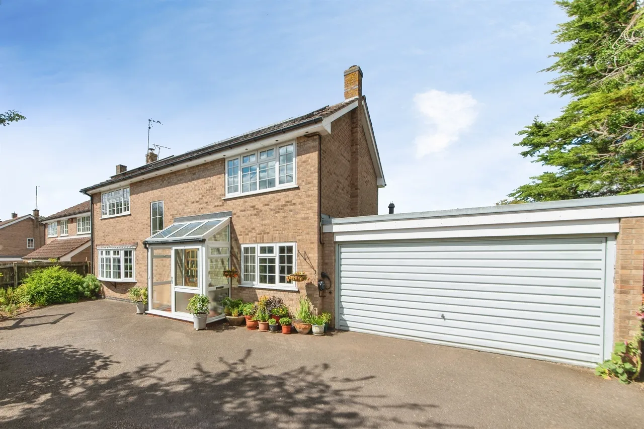 4 bed house for sale — Main Street, Wilsford, Grantham