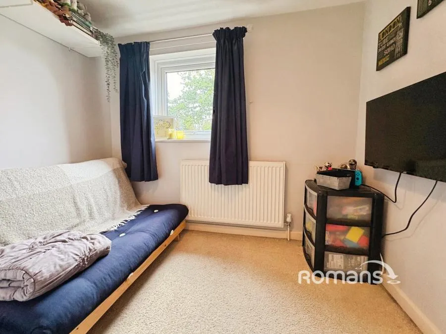Handford Lane, Yateley, GU46, photo 17