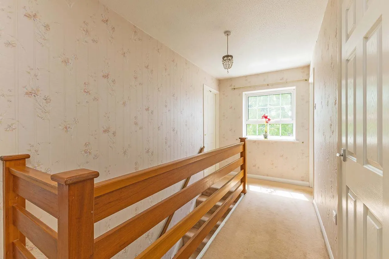 Brompton Drive, Cranbrook Drive, Maidenhead, Berkshire, photo 23