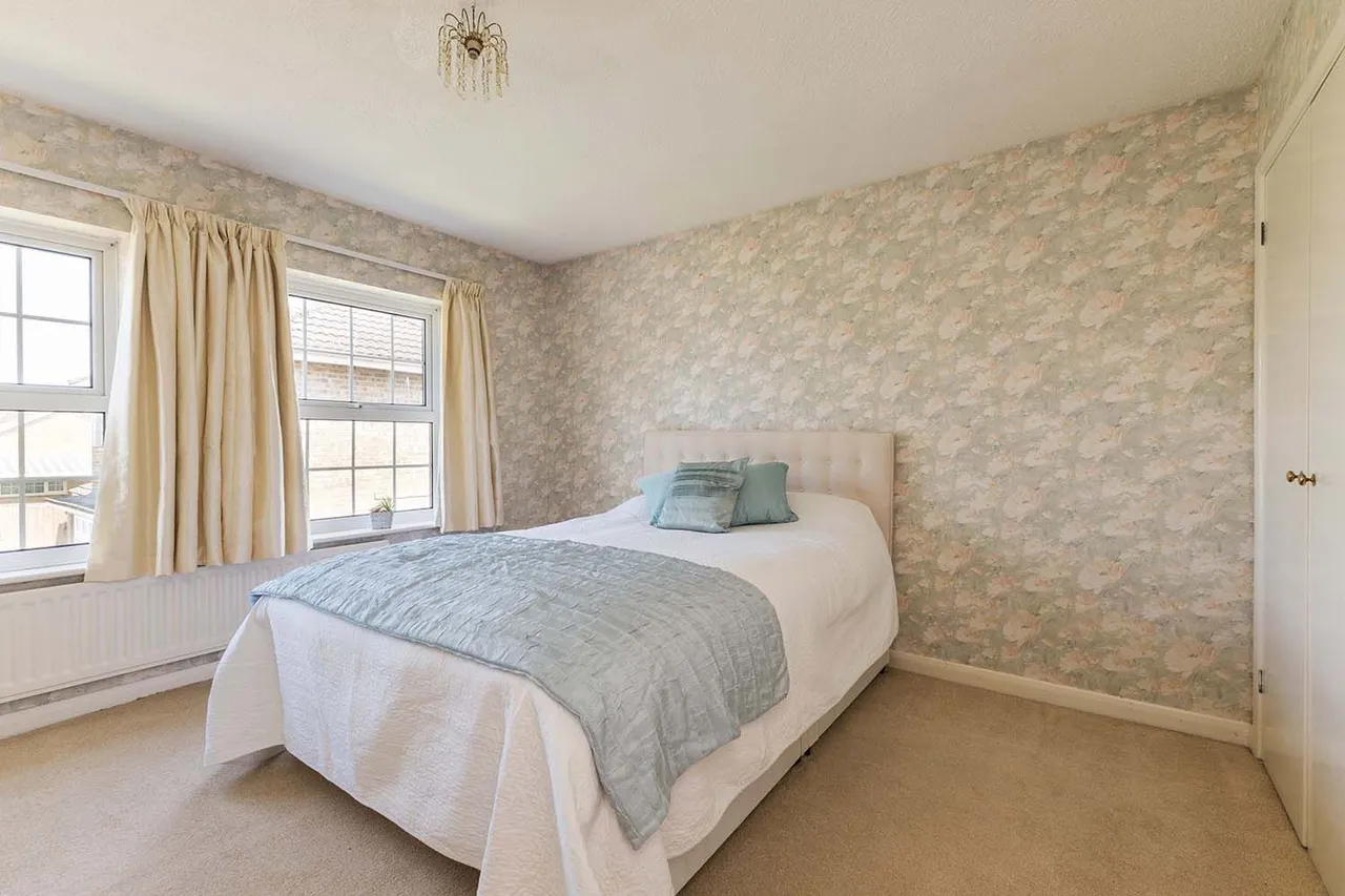 Brompton Drive, Cranbrook Drive, Maidenhead, Berkshire, photo 18