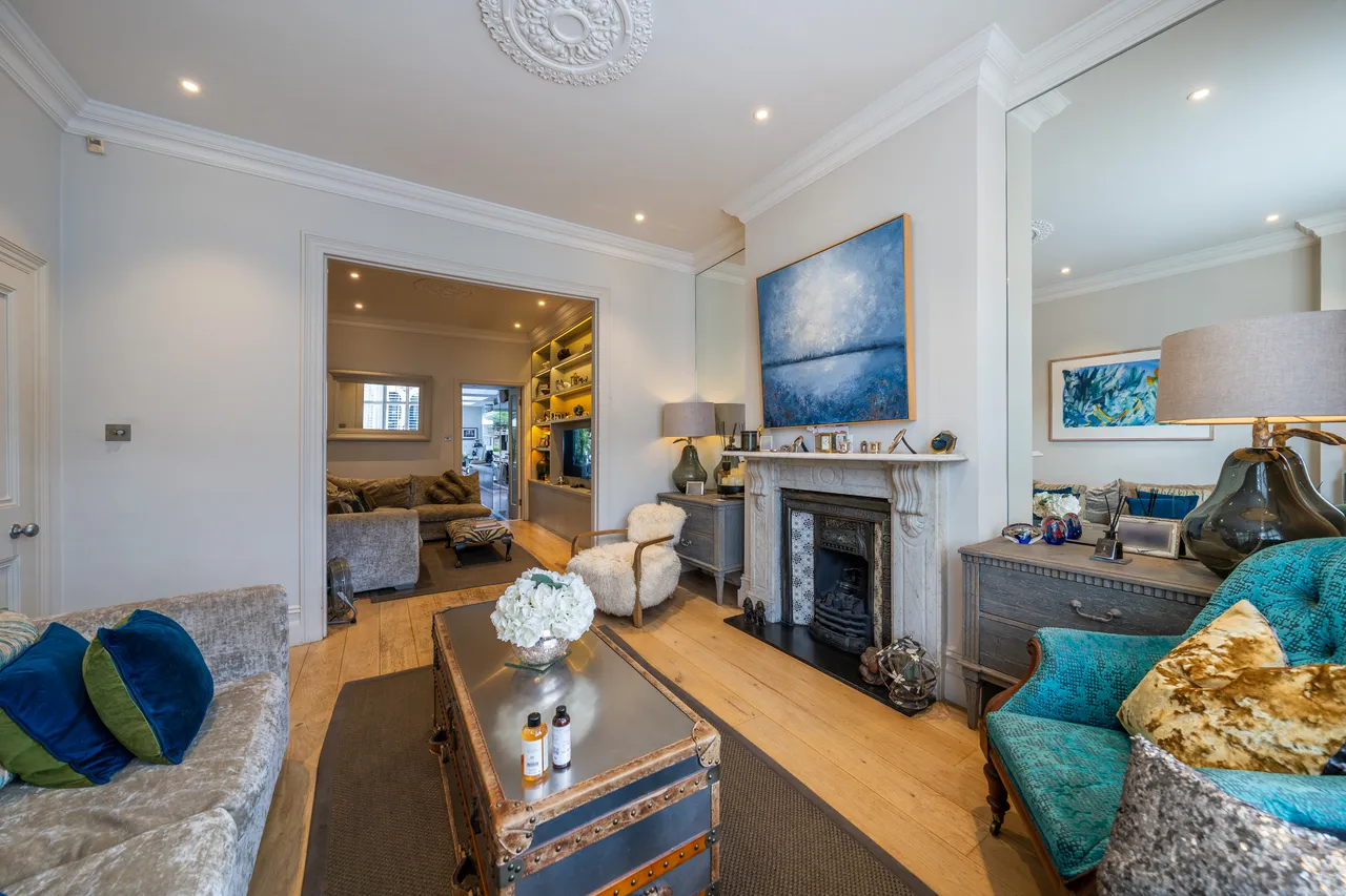 Wroughton Road, London, SW11, photo 18