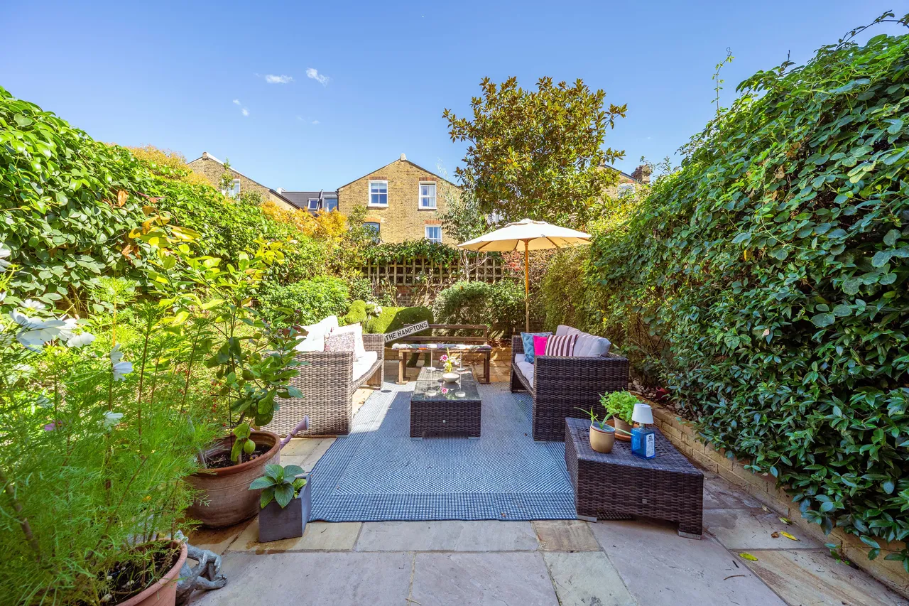 Wroughton Road, London, SW11, photo 4