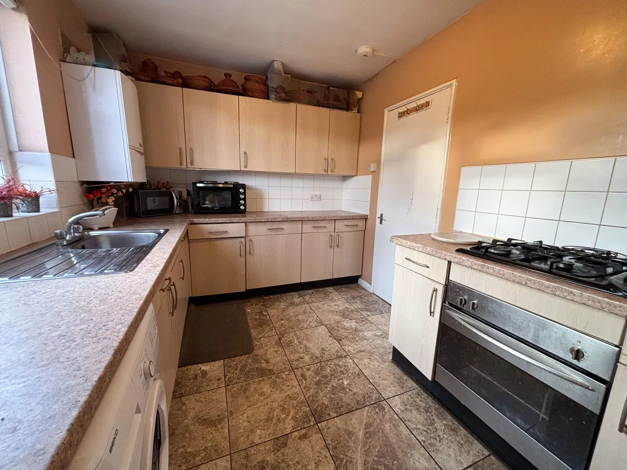 Harcourt Avenue, London, London, E12 6DG, photo 12