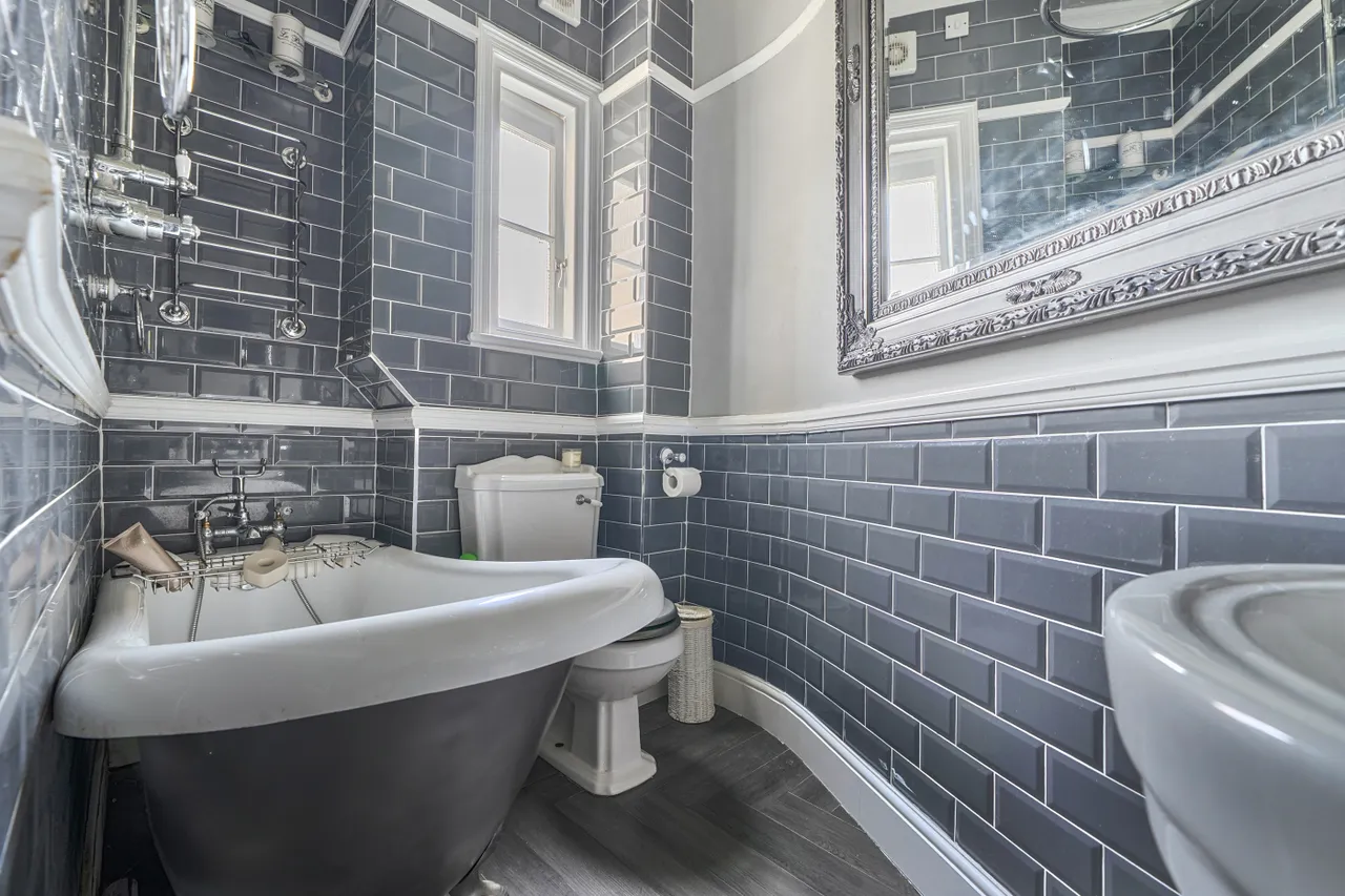 Brockley Rise, London, SE23, photo 9