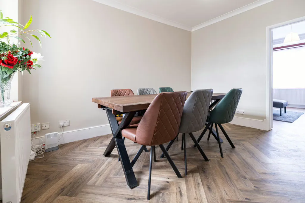 Osborne Street, Bletchley, Milton Keynes, Buckinghamshire, MK2 2LR, photo 18