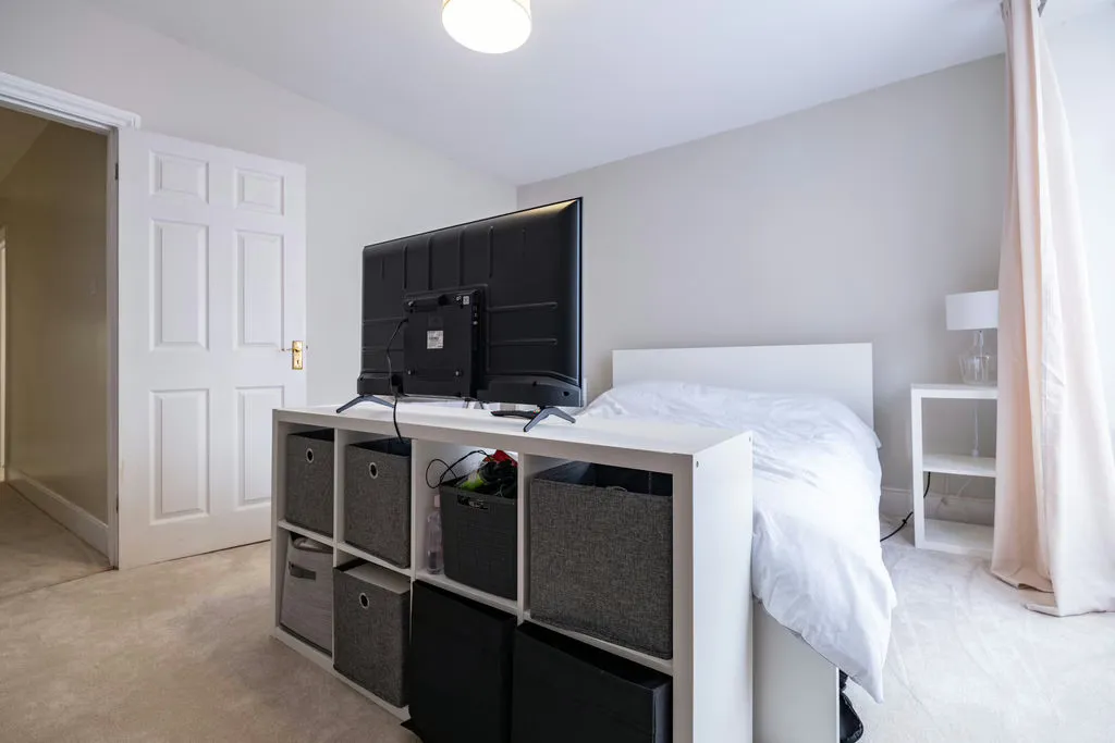 Osborne Street, Bletchley, Milton Keynes, Buckinghamshire, MK2 2LR, photo 13