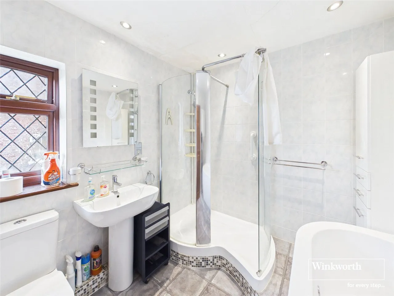 Wolmer Gardens, Edgware, HA8, photo 20