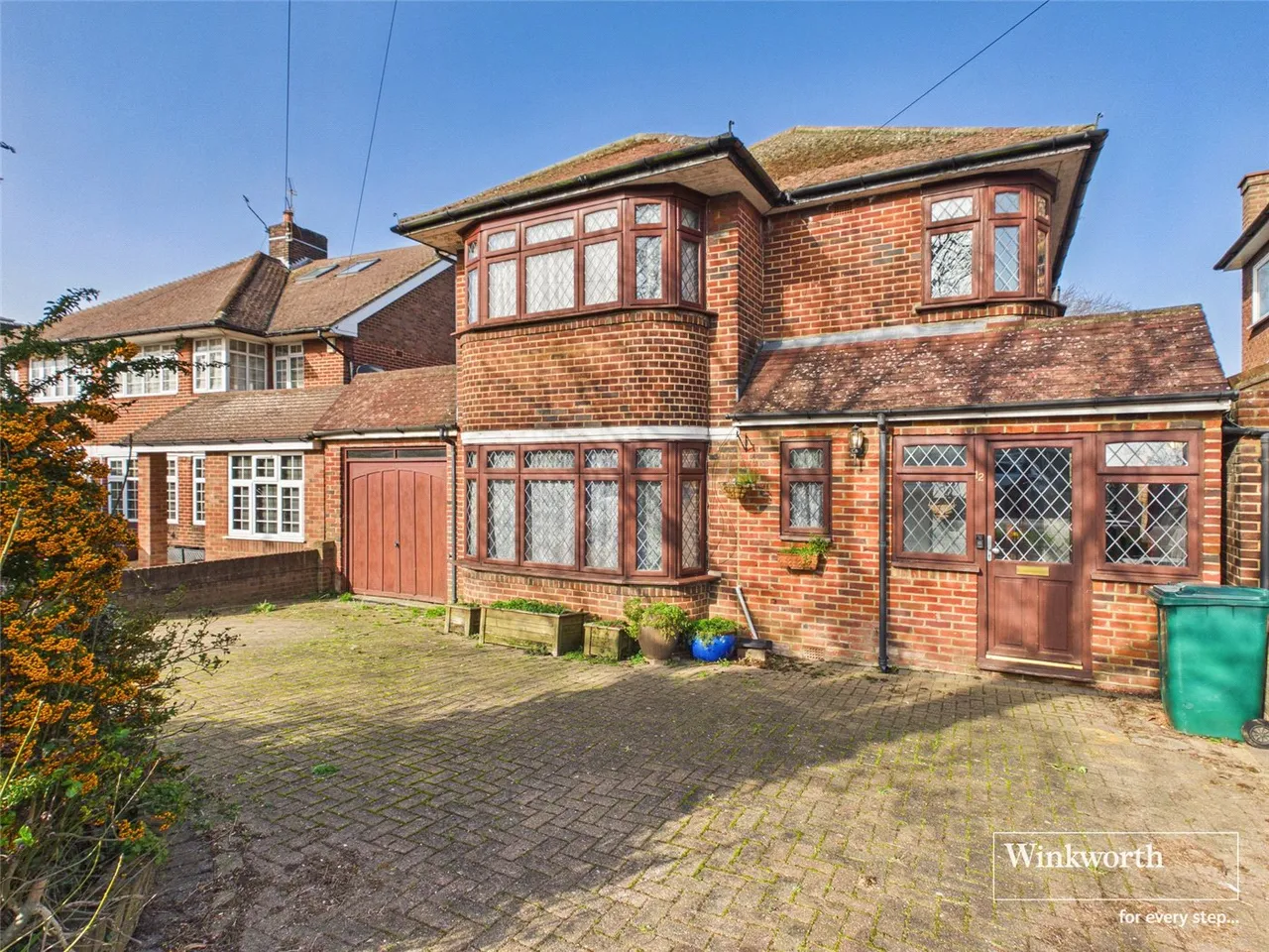 Wolmer Gardens, Edgware, HA8, photo 22