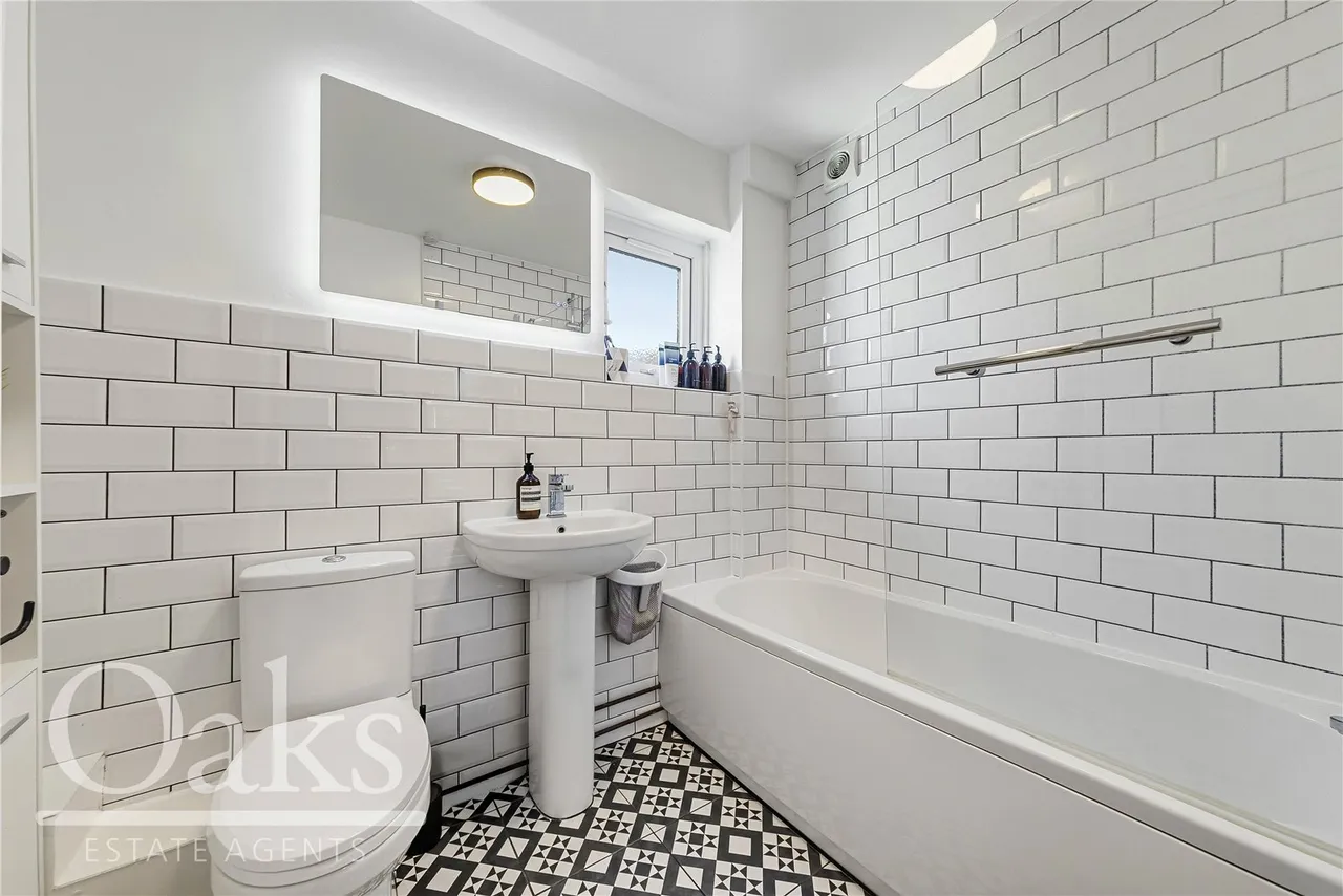 Love Lane, South Norwood, SE25, photo 10