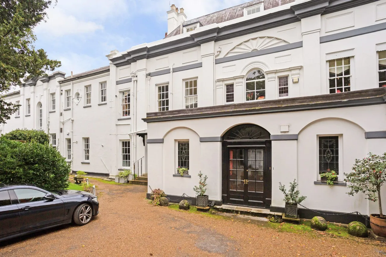 Middle Hill, Egham, TW20, photo 11