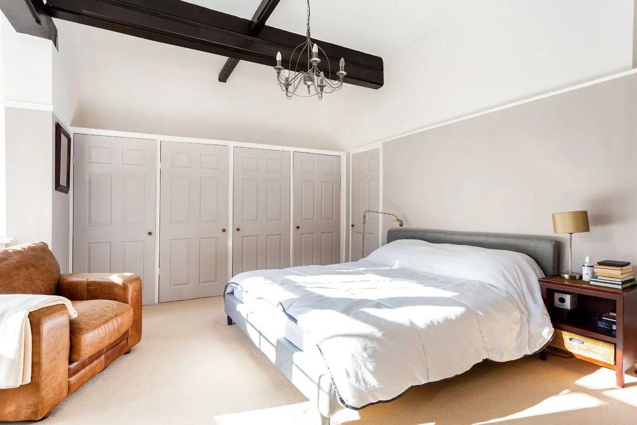 Middle Hill, Egham, TW20, photo 8