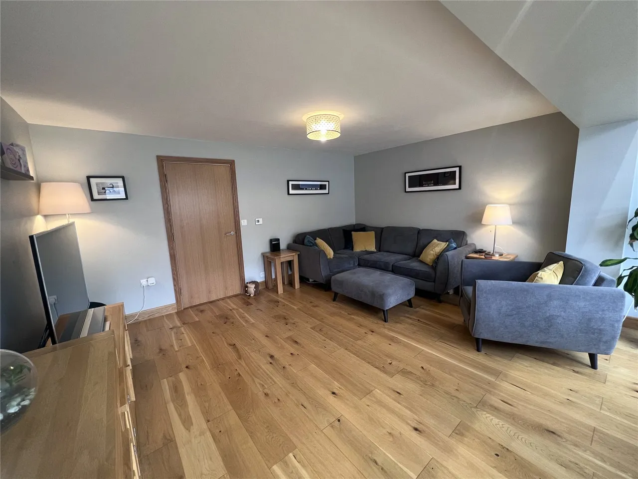 Sunderland Place, Farnborough, GU14, photo 4
