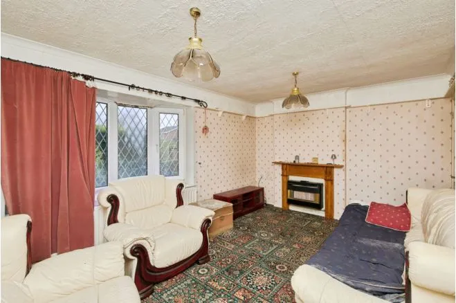 Bishops Drive, Oakwood, photo 6