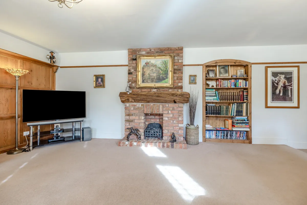 Chestall Park, Cannock Wood, WS15, photo 6
