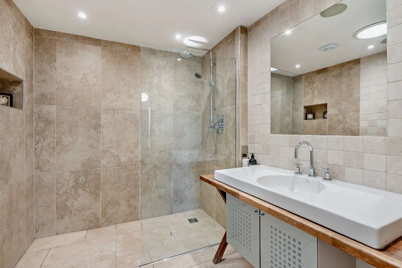 Rutland Street, Edinburgh, EH1, photo 16