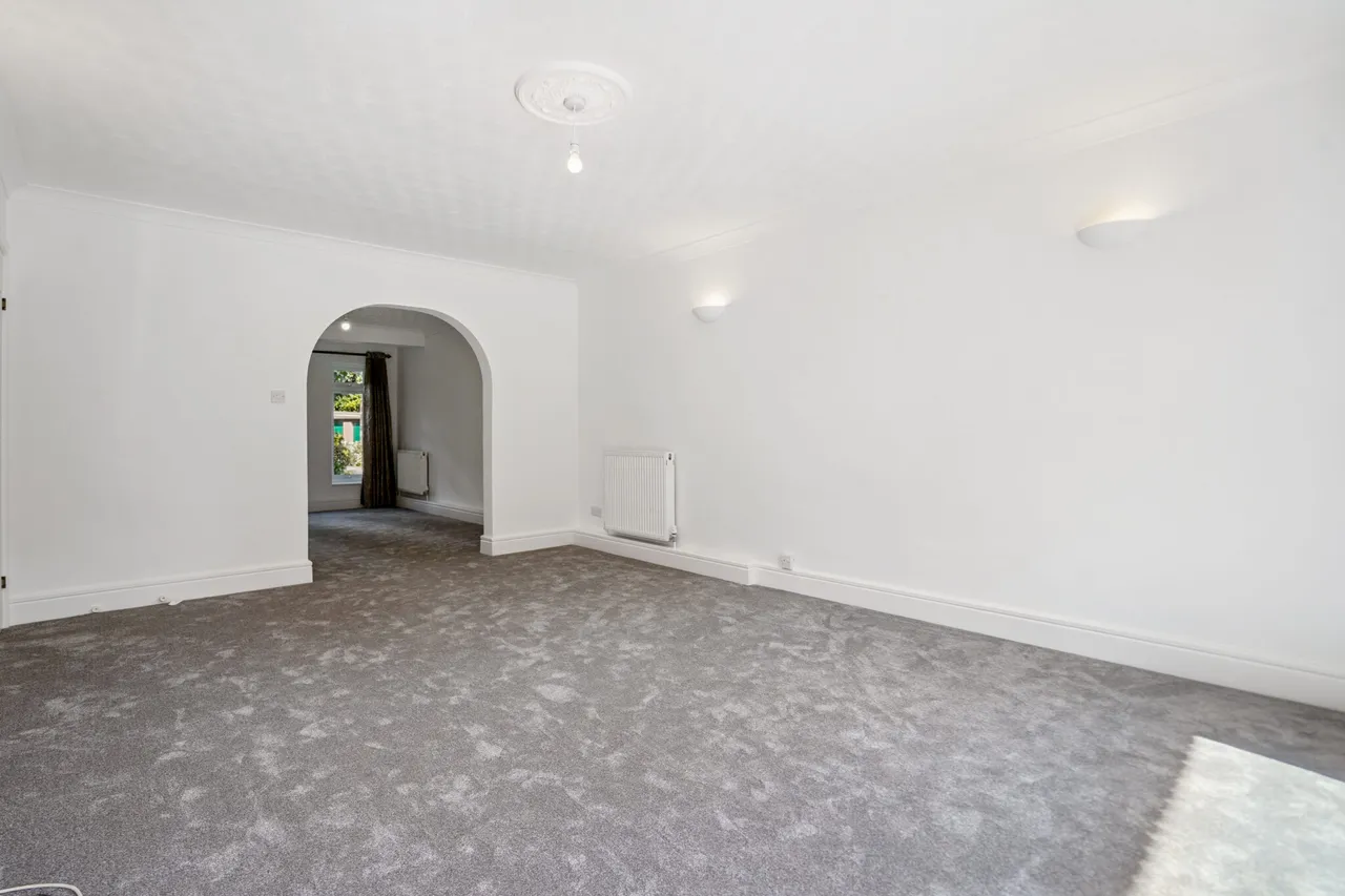 Snells Wood Court, Little Chalfont, HP7, photo 5