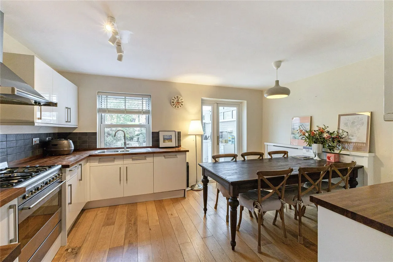 Pine Grove, Wimbledon, London, SW19, photo 2