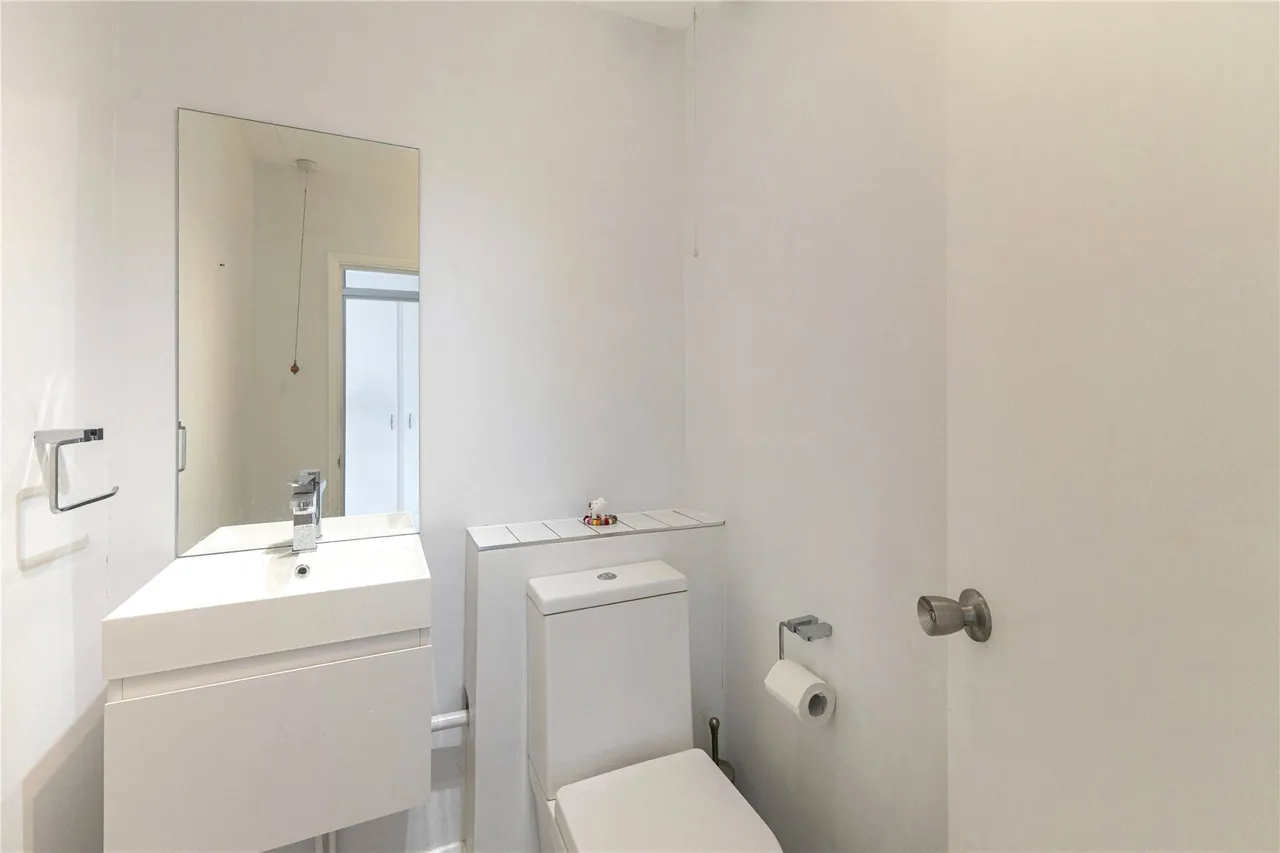 Pine Grove, Wimbledon, London, SW19, photo 8