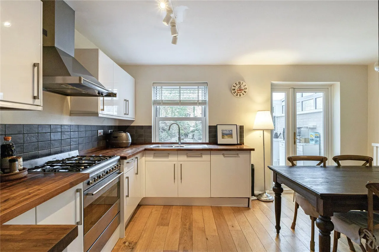 Pine Grove, Wimbledon, London, SW19, photo 6