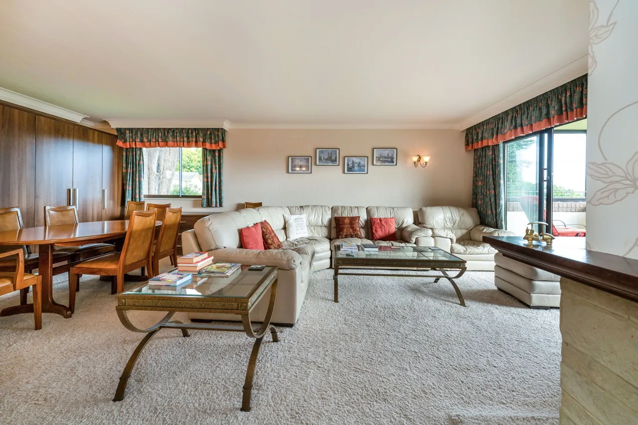 Lythe Hill Park, Haslemere, GU27, photo 3