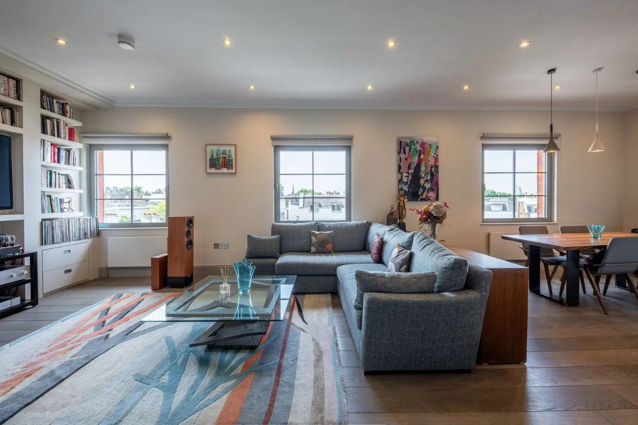 2 bed flat for sale — Thornbury Court, Chepstow Villas, Notting Hill, W11 2RE