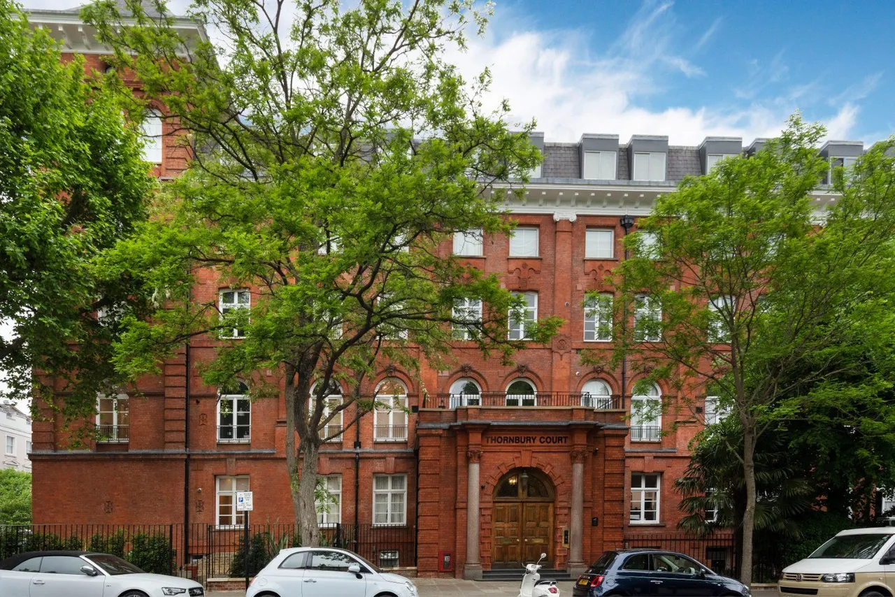 Thornbury Court, Chepstow Villas, Notting Hill, W11 2RE, photo 3