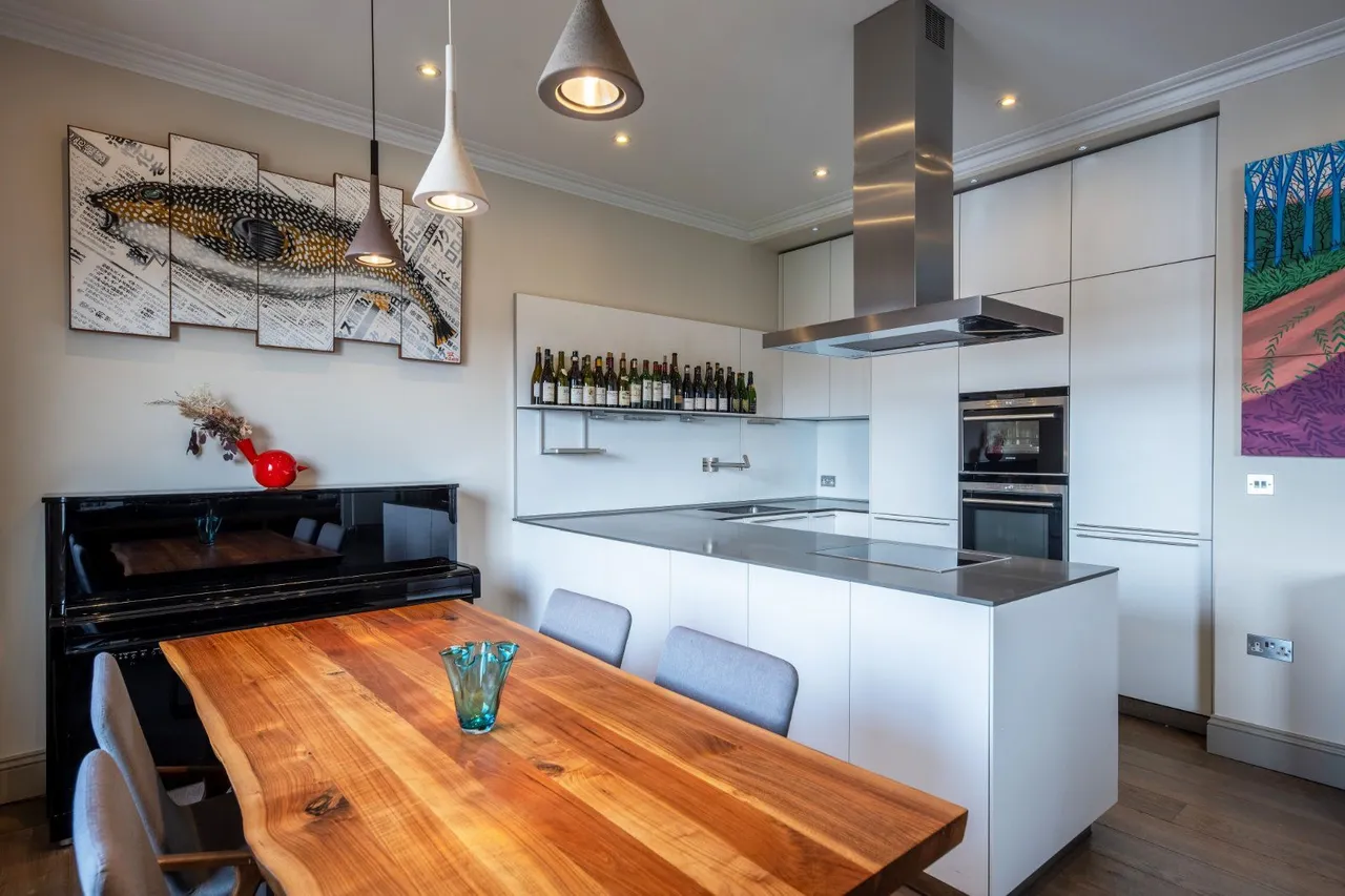 Thornbury Court, Chepstow Villas, Notting Hill, W11 2RE, photo 5
