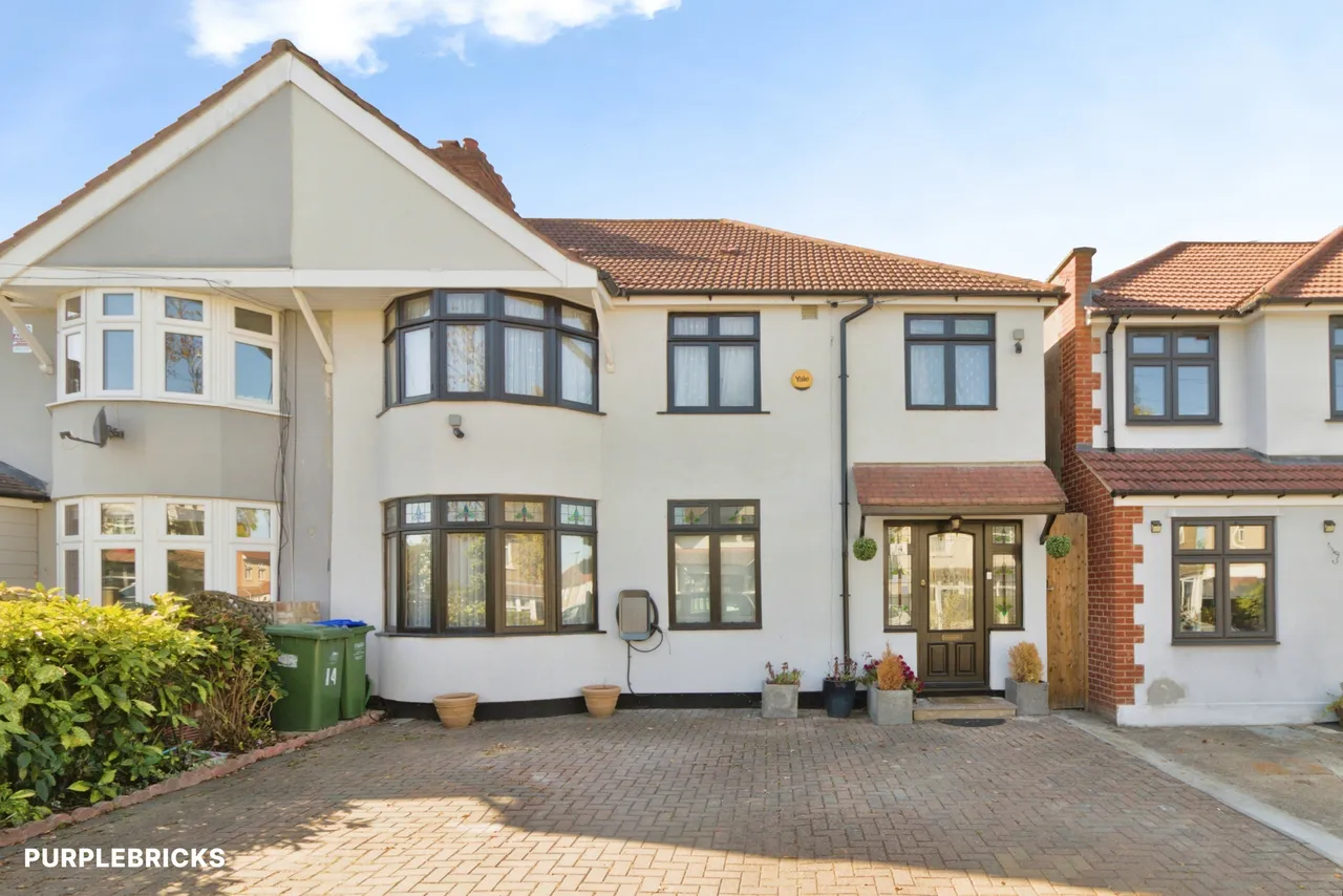 5 bed house for sale, Marne Avenue, Welling, DA16