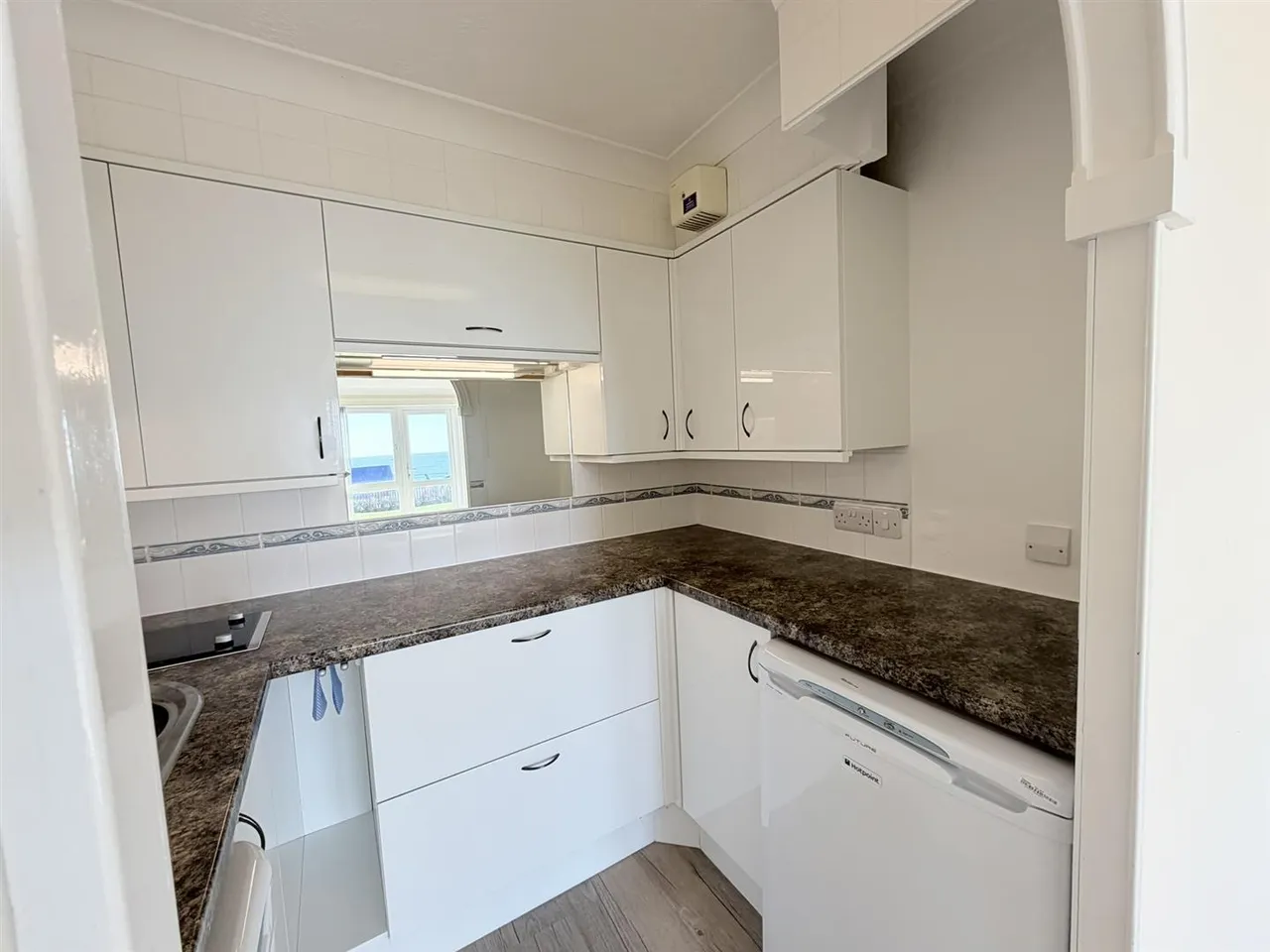 Merryfield Court, Seaford, photo 6