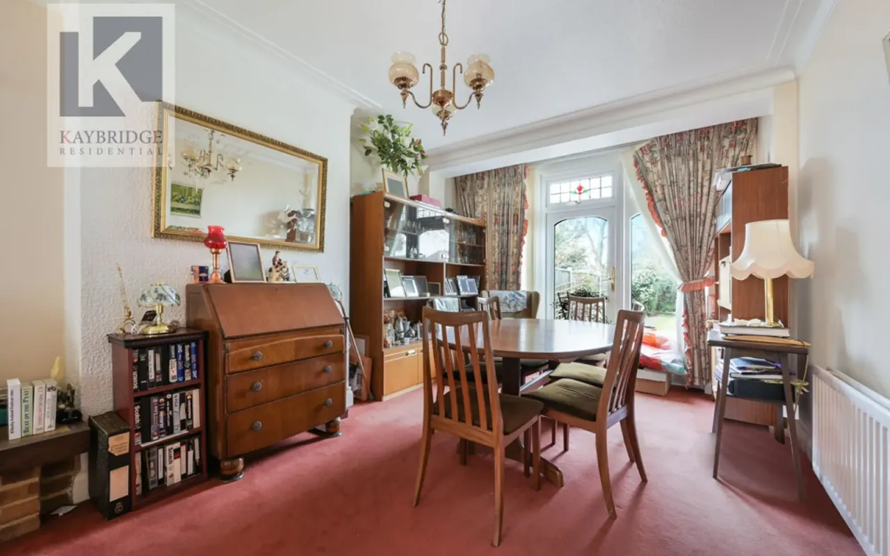 London Road, Ewell, KT17, photo 4