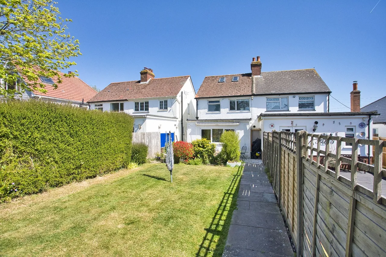 Capel Street, Capel-le-Ferne, CT18, photo 16