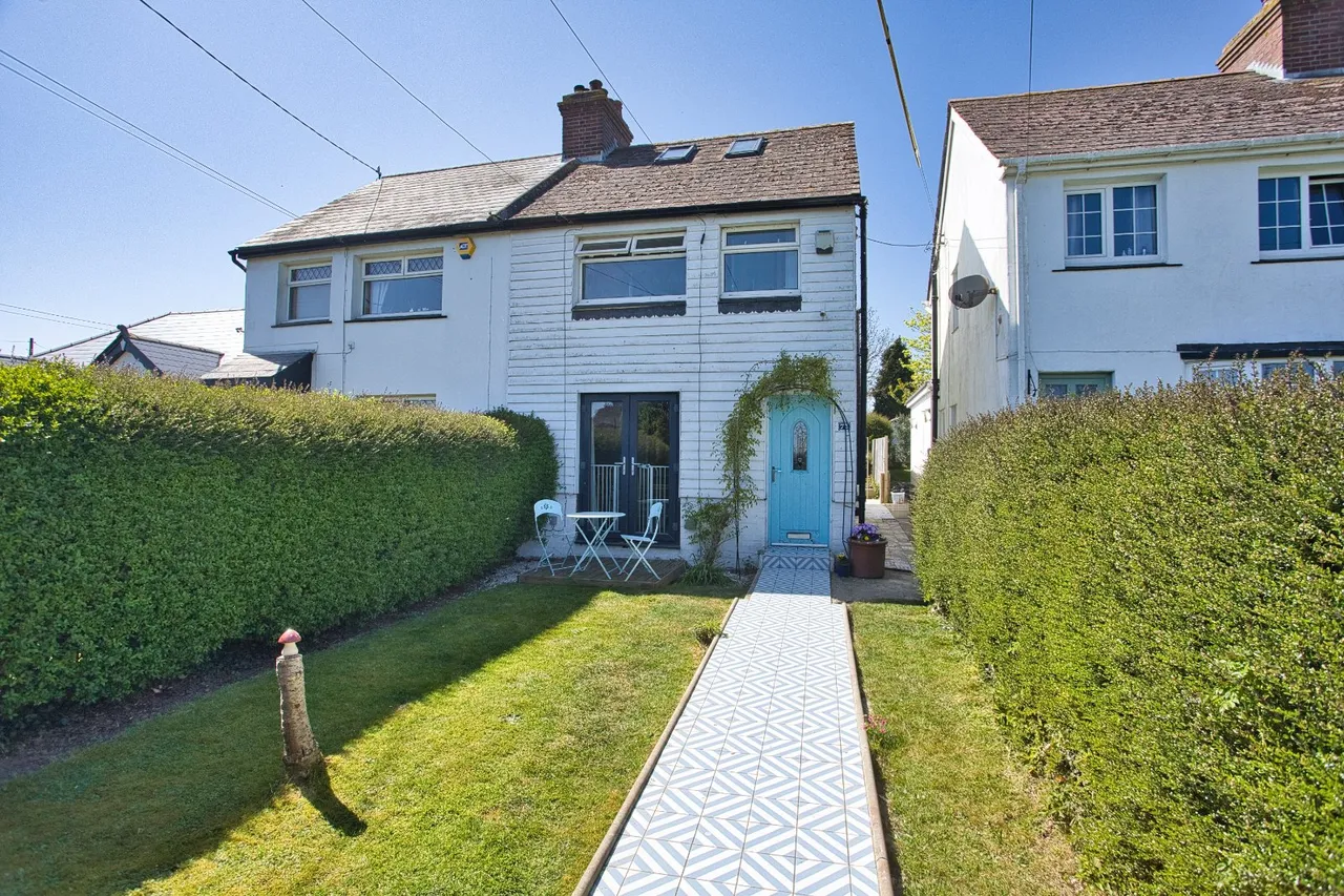 3 bed house for sale, Capel Street, Capel-le-Ferne, CT18
