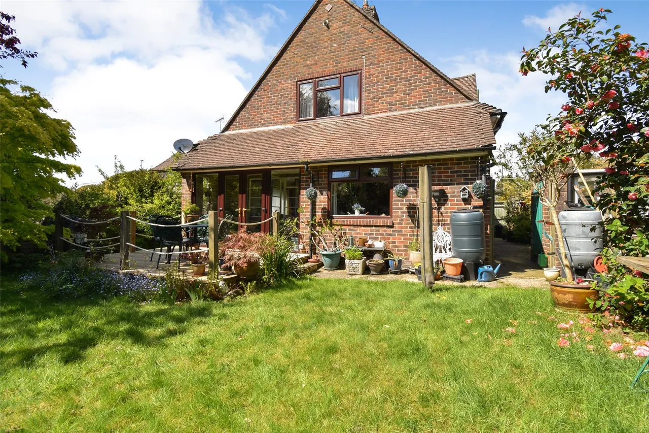 York Crescent, Aldershot, Hampshire, GU11 3JN, photo 24