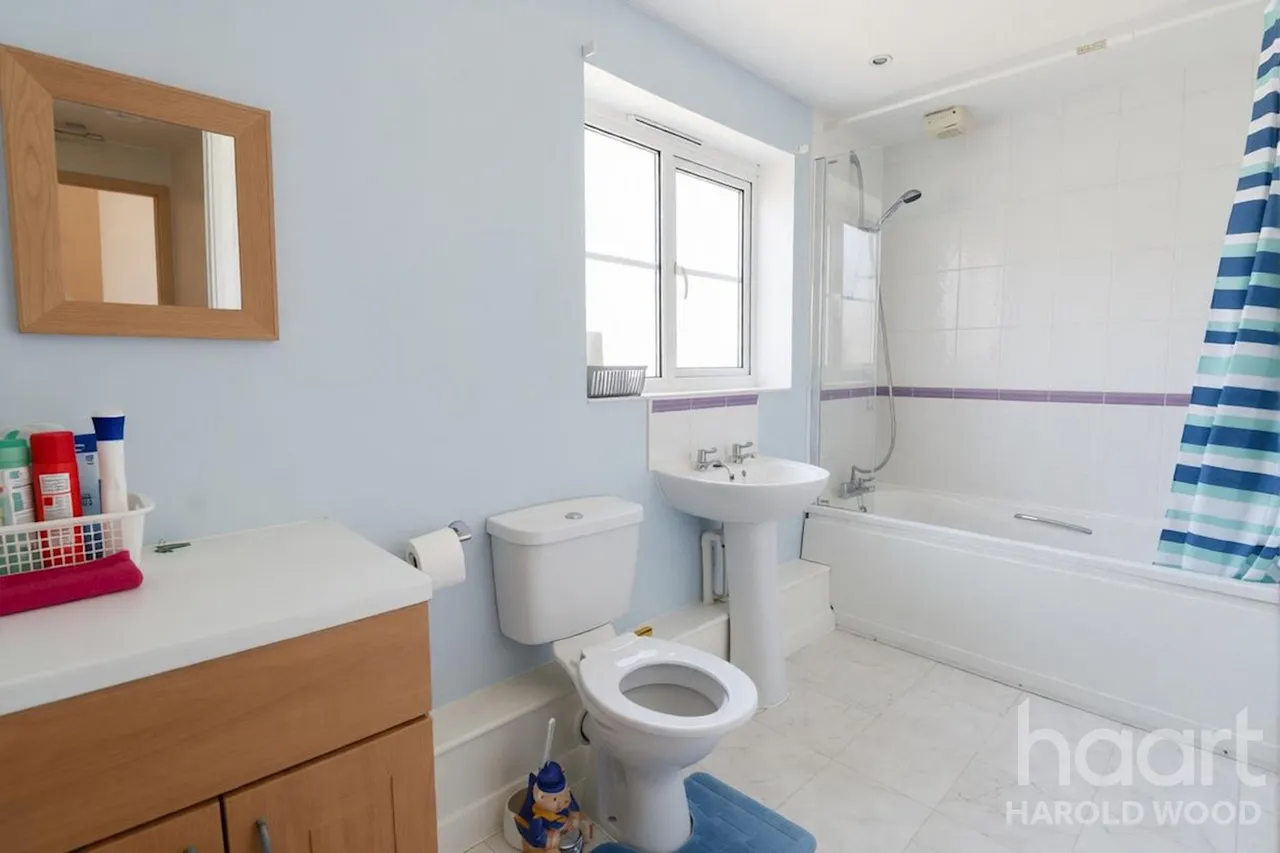 Church Road, Harold Wood, RM3, photo 11