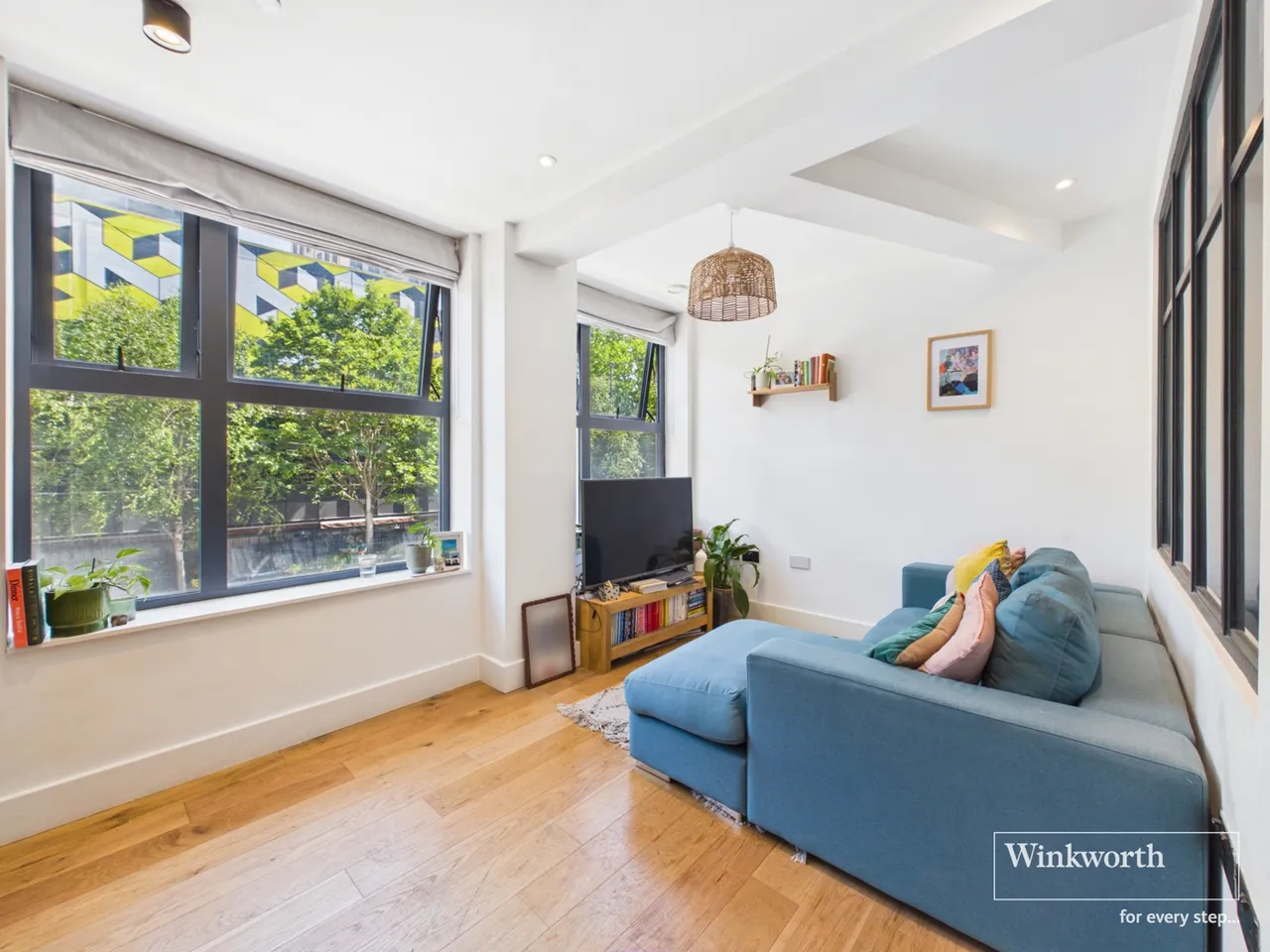 1 bed flat for sale — Empire Way, Wembley, Middlesex, HA9