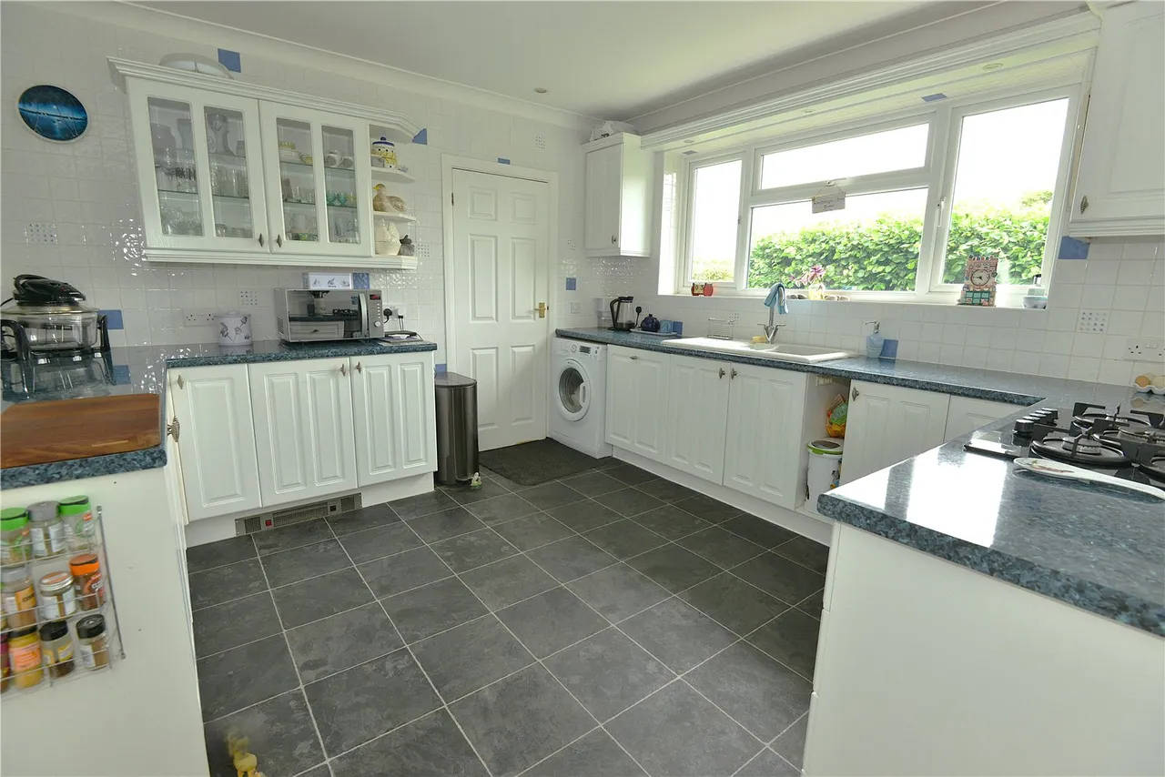 Marl Lane, Fordingbridge, Hampshire, SP6 1JR, photo 7