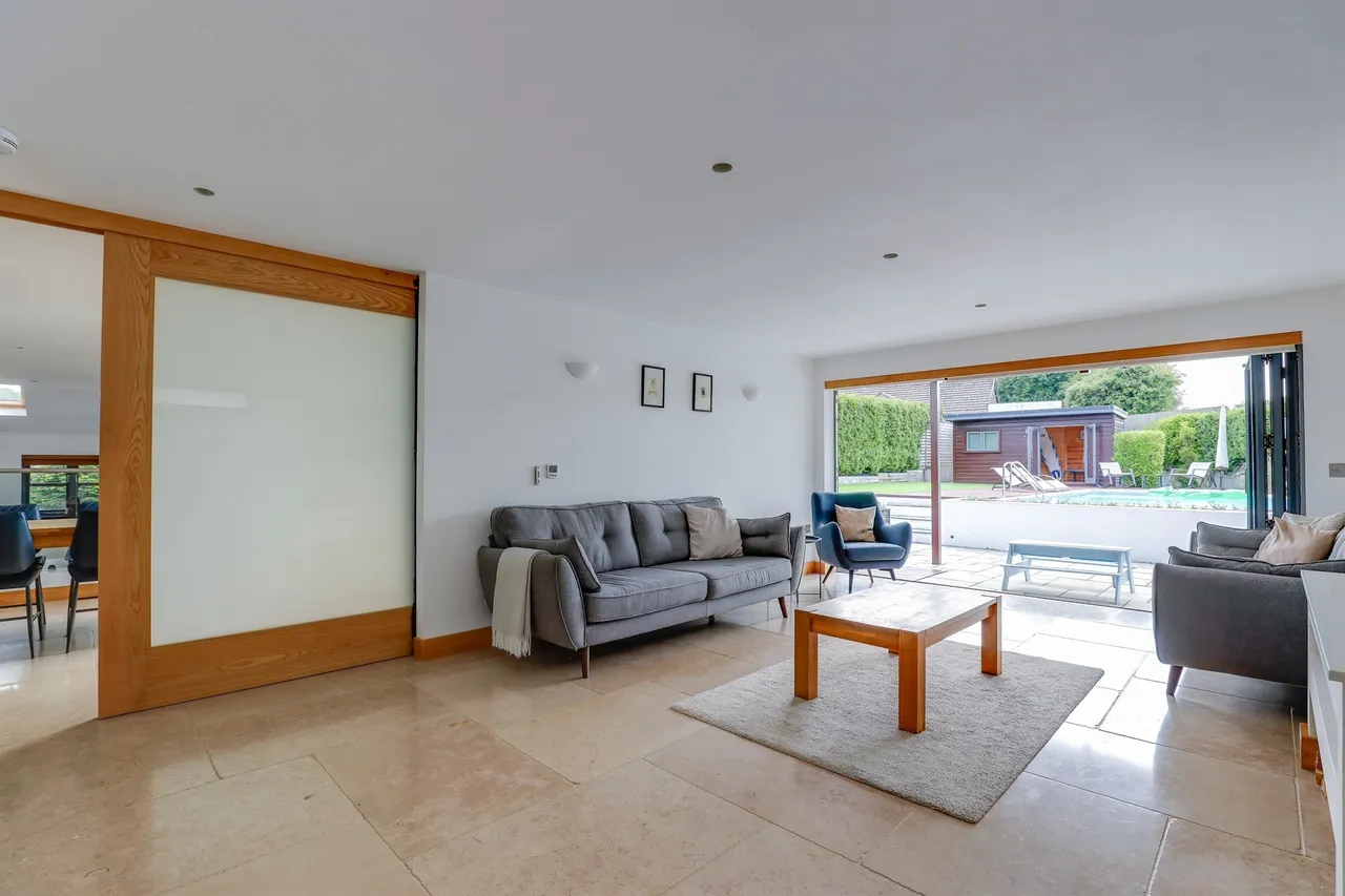 Brook Farm Llantwit Major, CF61, photo 12