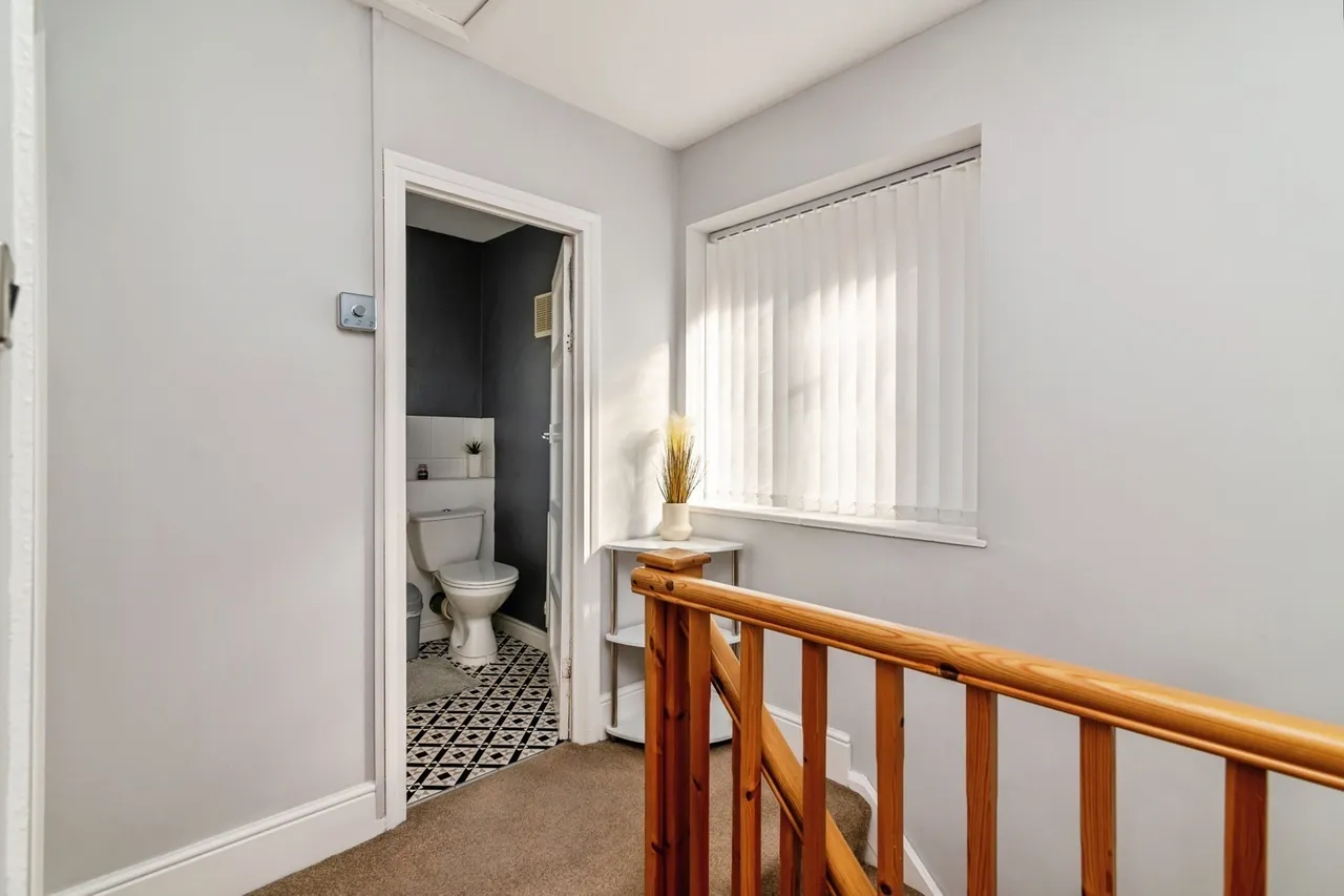 Shelley Avenue, Clifton, Nottingham, NG11, photo 10