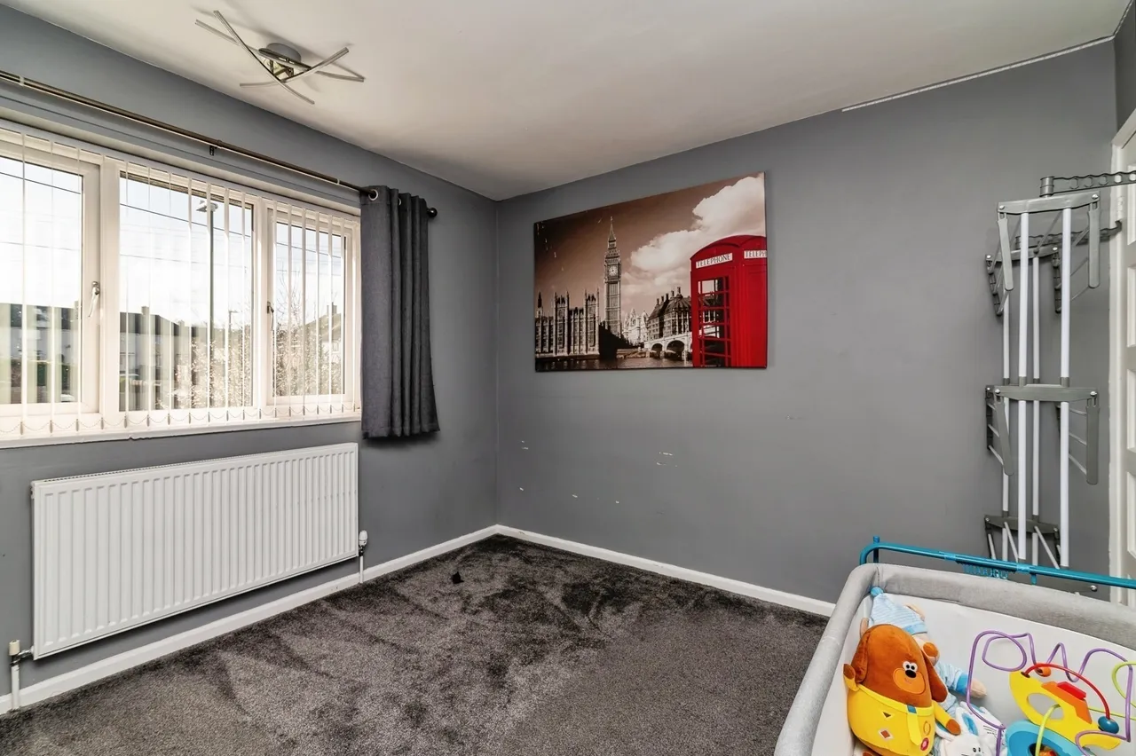Shelley Avenue, Clifton, Nottingham, NG11, photo 12