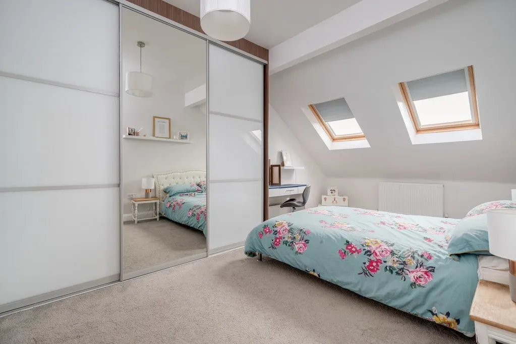 Upper Batley Low Lane, Batley, WF17, photo 17